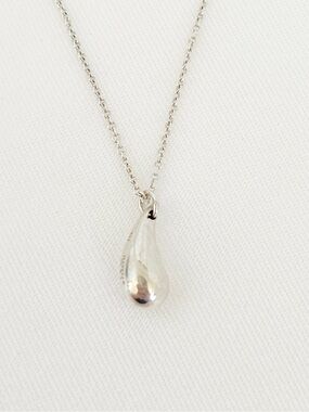 TIFFANY & CO Teardrop Necklace Elsa Peretti Pendant Sterling Silver 925 16 Inch